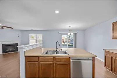 513 Collington Drive, Mebane, NC 27302 - Photo 15