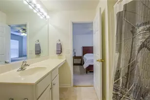 6886 Derby Run Dr, Whitsett, NC 27377 - Photo 21