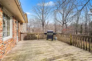 406 E Wellington Ln, Walnut Cove, NC 27052 - Photo 25