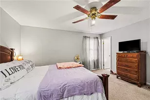 406 E Wellington Ln, Walnut Cove, NC 27052 - Photo 15