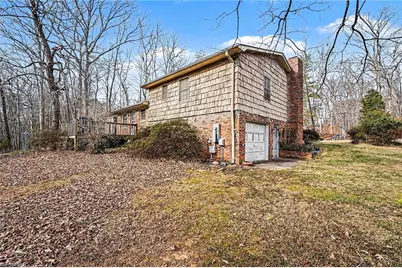 406 E Wellington Lane, Walnut Cove, NC 27052 - Photo 27