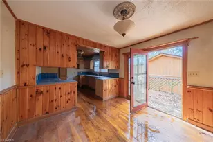 3089 Pipers Gap Rd, Mount Airy, NC 27030 - Photo 7