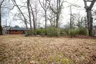 821 Fisher Ferry St, Thomasville, NC 27360 - Photo 27