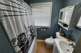 916 Liberty Dr, Thomasville, NC 27360 - Photo 9