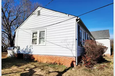 916 Liberty Drive, Thomasville, NC 27360 - Photo 3