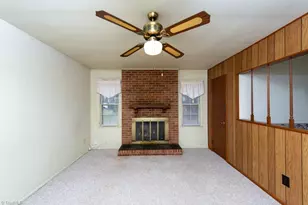 5114 Lawndale Dr, Greensboro, NC 27455 - Photo 15