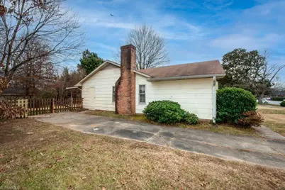 5114 Lawndale Drive, Greensboro, NC 27455 - Photo 7