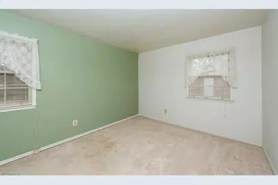 5114 Lawndale Drive, Greensboro, NC 27455 - Photo 29