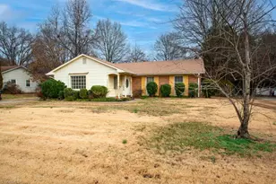 5114 Lawndale Dr, Greensboro, NC 27455 - Photo 3