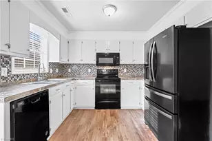 193 Laura St, Winston-Salem, NC 27107 - Photo 9