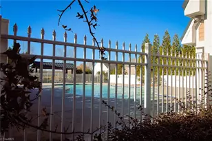 709 Spinning Wheel Point, High Point, NC 27265 - Photo 11