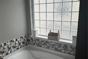 709 Spinning Wheel Point, High Point, NC 27265 - Photo 5