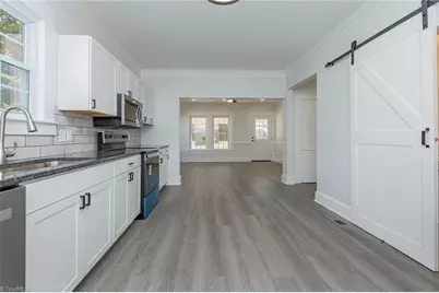 6 Forsyth Street, Thomasville, NC 27360 - Photo 17