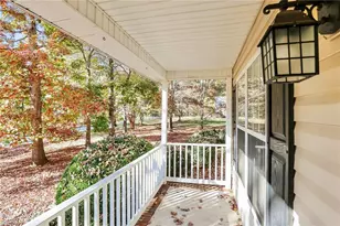 1107 Foxhaven Dr, Greensboro, NC 27455 - Photo 3