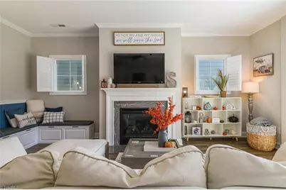 1727 Eastover Drive, Kernersville, NC 27284 - Photo 3