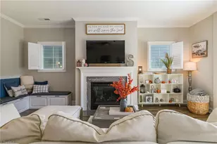 1727 Eastover Dr, Kernersville, NC 27284 - Photo 3