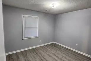 2115 Hunter St, Greensboro, NC 27401 - Photo 7