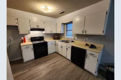 2115 Hunter Street, Greensboro, NC 27401 - Photo 5