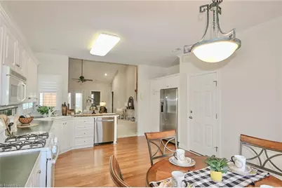 2425 Country Club Road, Yadkinville, NC 27055 - Photo 9