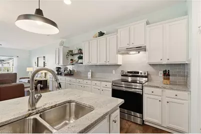 1617 Coopers Hawk Drive, Kernersville, NC 27284 - Photo 9