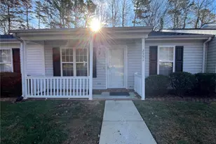 2551 Ambassador Ct, High Point, NC 27265 - Photo 13