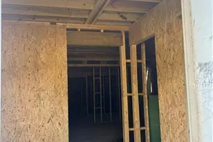 918 Dixie St, Lexington, NC 27292 - Photo 5