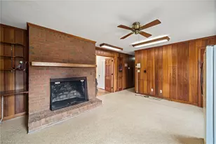 813 Country Ln, Winston-Salem, NC 27107 - Photo 15