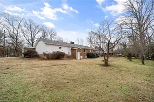 813 Country Ln, Winston-Salem, NC 27107 - Photo 39