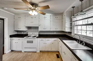 738 Britt Ave, Asheboro, NC 27203 - Photo 9