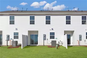 171 Plumtree Ct, King, NC 27021 - Photo 3