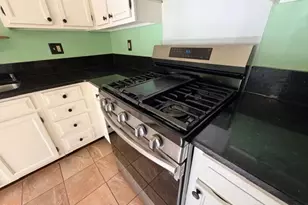 626 Rock Garden Cir, Winston-Salem, NC 27104 - Photo 9