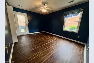 626 Rock Garden Circle, Winston-Salem, NC 27104 - Photo 15