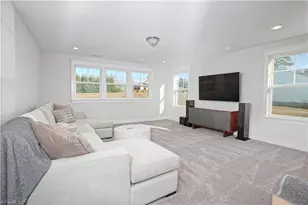 7802 Michaelis St, Greensboro, NC 27455 - Photo 17