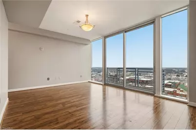 201 N Elm Street #1106, Greensboro, NC 27401 - Photo 9