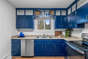 3015 Dellwood Dr, Greensboro, NC 27408 - Photo 13