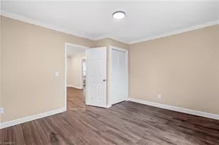 208 Warner St, Thomasville, NC 27360 - Photo 23