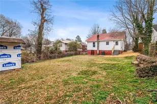 208 Warner St, Thomasville, NC 27360 - Photo 27