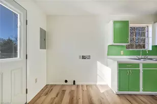 626 King St, Reidsville, NC 27320 - Photo 15