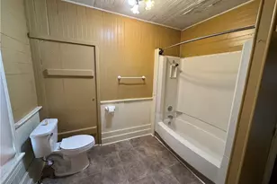 911 E St, North Wilkesboro, NC 28659 - Photo 13