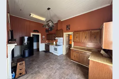 911 E Street, North Wilkesboro, NC 28659 - Photo 9