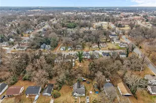 910 Omaha St, Greensboro, NC 27406 - Photo 33