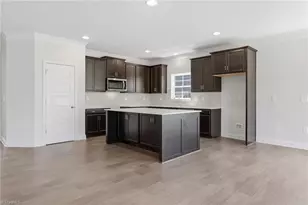 5352 Belmont Gdn Dr, Walkertown, NC 27051 - Photo 11