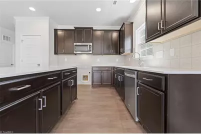 5352 Belmont Garden Drive, Walkertown, NC 27051 - Photo 15