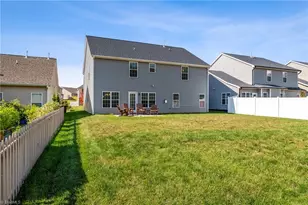 5179 Sedge Hollow Dr, Kernersville, NC 27284 - Photo 29