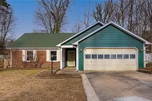 6 Queenanne Ct, Greensboro, NC 27406 - Photo 1