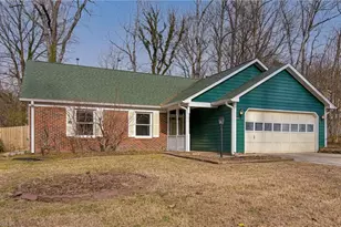 6 Queenanne Ct, Greensboro, NC 27406 - Photo 3