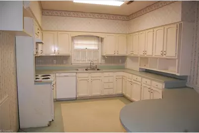 522 Lindley Road, Greensboro, NC 27410 - Photo 5