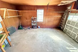 200 Royal Oaks St, Thomasville, NC 27360 - Photo 15