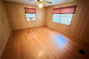 200 Royal Oaks St, Thomasville, NC 27360 - Photo 7