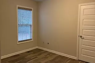 803 Leach Ave, Thomasville, NC 27360 - Photo 7